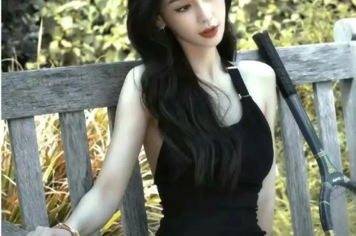 探店博主的一个“避雷贴”杀死了一家排队三小时的网红店？